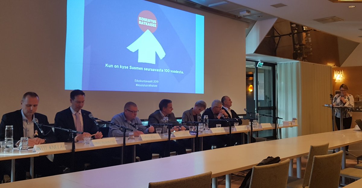 Toteutuuko oppilaan oikeus erityiseen tukeen kaikkialla? Tämän huolen toi esiin erityisluokanopettaja <a href="/MerviBerg/">Mervi Berg</a>. Tarve kasvaa, mutta erityisopettajian määrä ei. Vain 3% opettajista uskoo, että lakisääteinen, kolmiportainen tuki toteutuu. #koulutusratkaisee