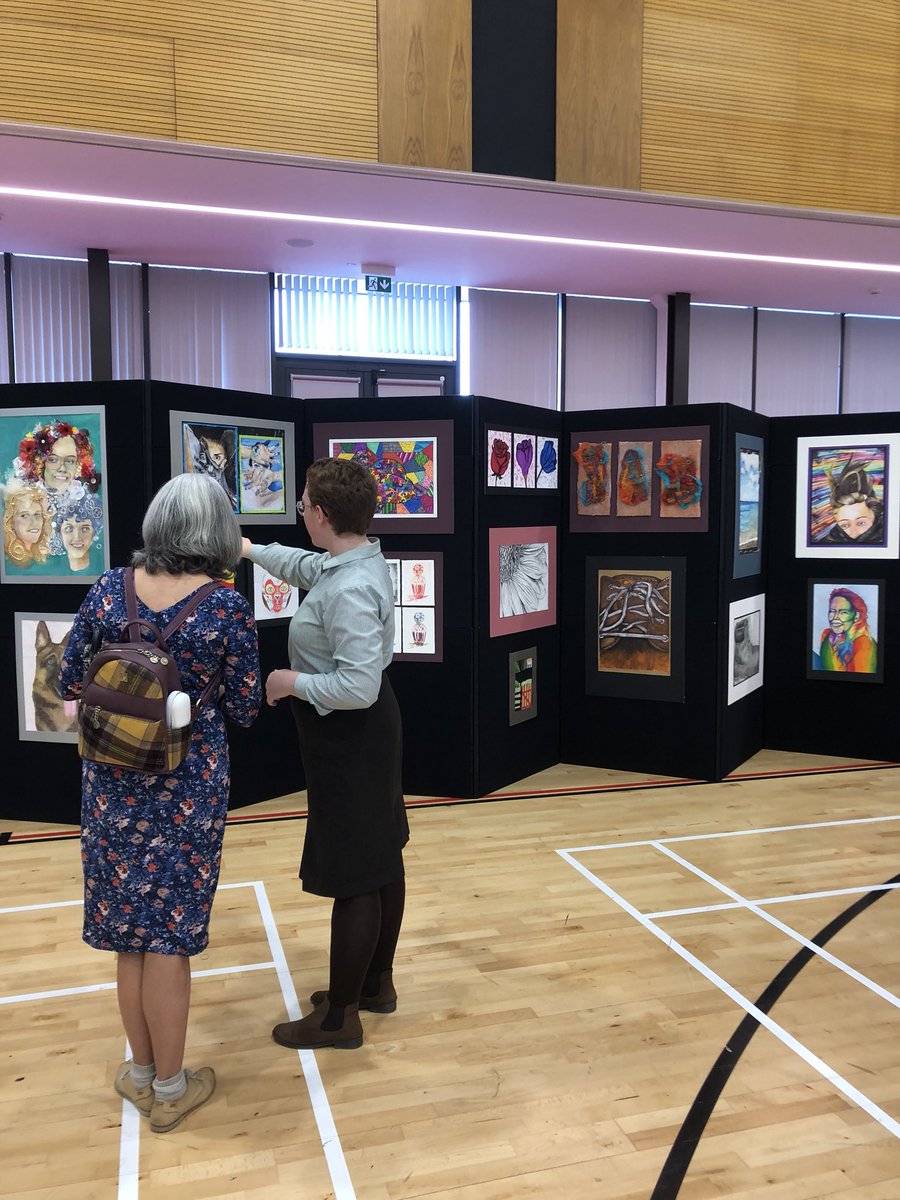 FermanaghTrust's tweet image. Launch of NI’s first ever shared education week. Over half of the schools in NI (60,000 children) taking part in meaningful shared learning experiences. Well done to @SharedEdLF for organising. Great to see collaboration between schools &amp;amp; stakeholders