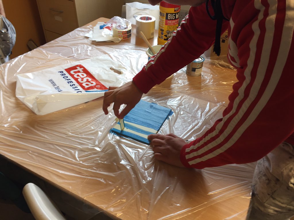 HCCTraining's tweet photo. Practical demonstrations with @tesaUK_tape @Brewerspaints for our level 2 painting and decorating apprentices #paintinganddecorating #straightlines https://t.co/rtkao6tYwu