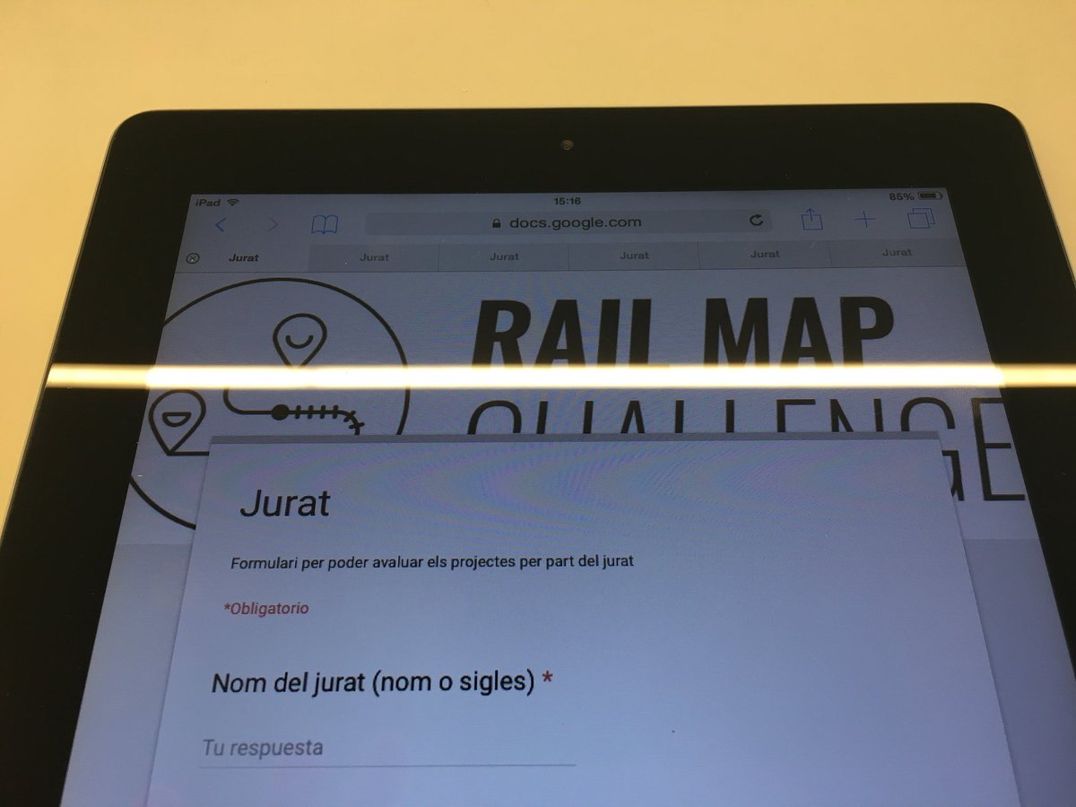 dmarcop's tweet photo. Jurat preparat pels primers equips que volen presentar els seus resultats #RailMapChallenge https://t.co/YnueGqold3