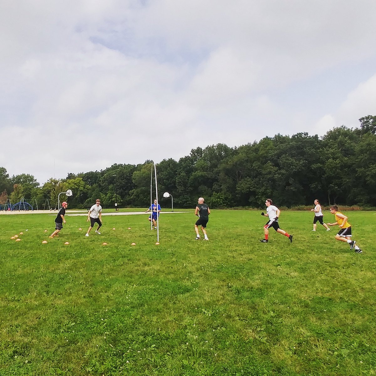 Goalty in SP is ON for this morning at 9:30 at Creekside Elementary!  Sorry for the late call.  Folks of all ages and experience levels are welcome!  #goalty #goaltimate #sunprairiewi