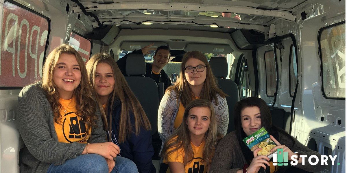 ycnewfoundland's tweet photo. Bring any non-perishable food items?? Well we have a truck parked right outside the main entrance, LETS FILL IT UP!!! #YCNL2018 #story https://t.co/XVMHlJOH0K
