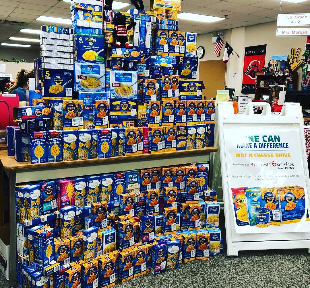 CreekviewAVID's tweet photo. Thanks to everyone who made Creekview’s Mac-n-Cheese drive a success! AVID is proud to help @metrocresthelps ❤️ #ThisIsAVID #CreekviewLeads #AVIDServes https://t.co/6xuQFO0kfq