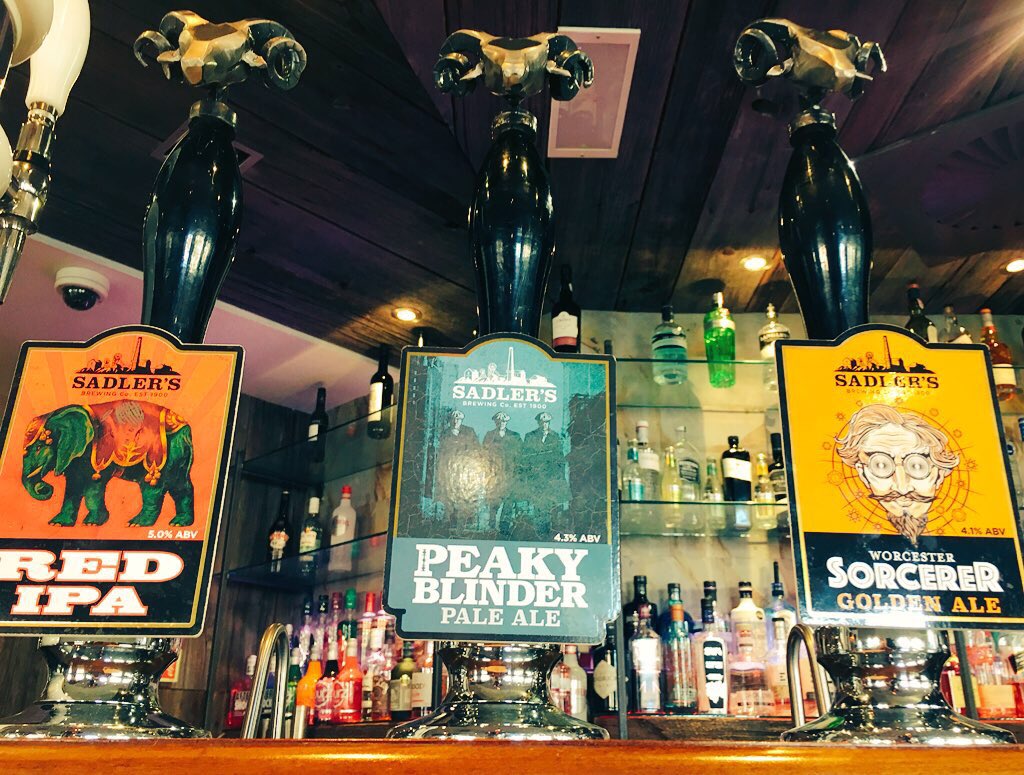 clamb1989's tweet photo. An amazing range of @sadlersales on the bar in the @HoodedRam this weekend! #Wolverhampton https://t.co/LSwGFIGmJC
