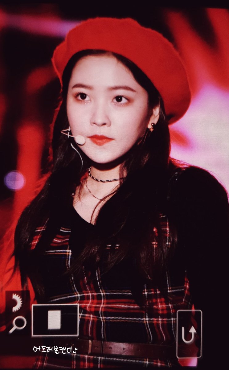 adorablecandy81's tweet photo. 181006
#예리 #레드벨벳 #RedVelvet https://t.co/dHmMUFnsPN