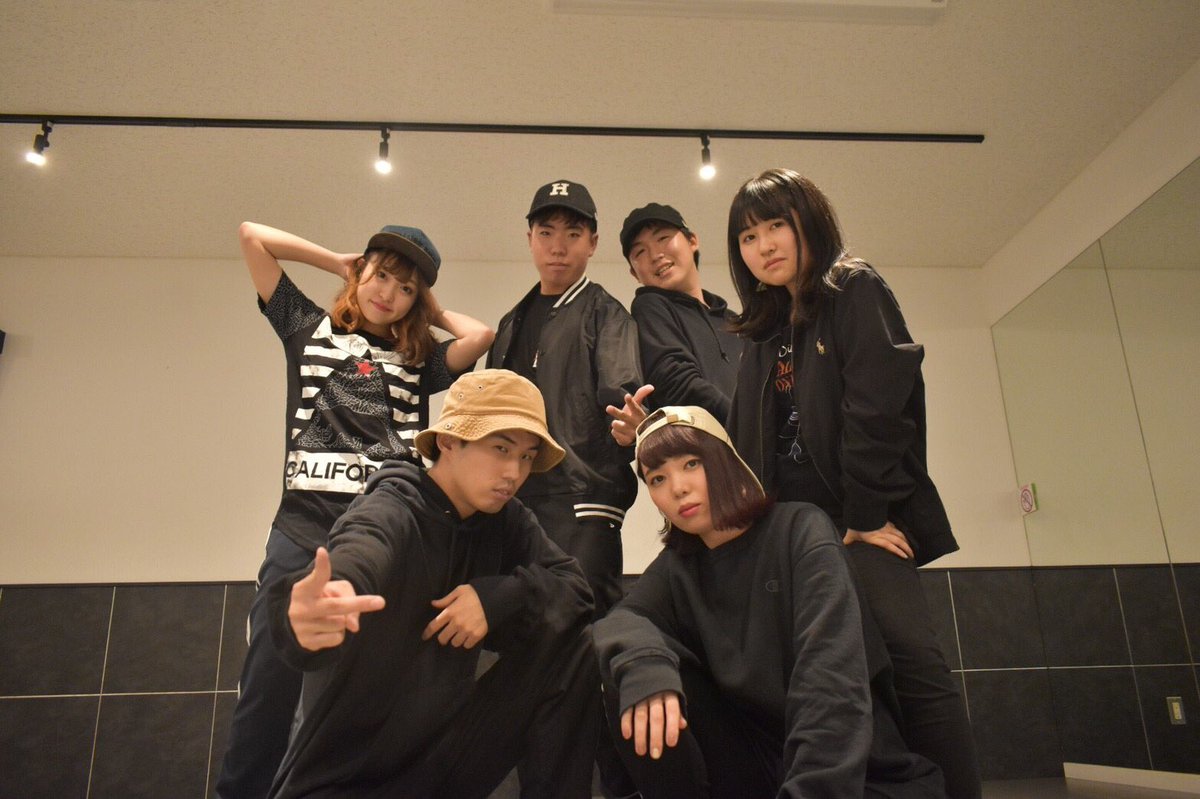 Mscrew2016's tweet photo. 【sho→yaナンバー】OBである翔也さんが振りを付けたドープなHIPHOP。チョコボ、りほ、ちか、しの、りゅうと、きらりん、が踊りこなす‼️ https://t.co/ds3BNSQd9W