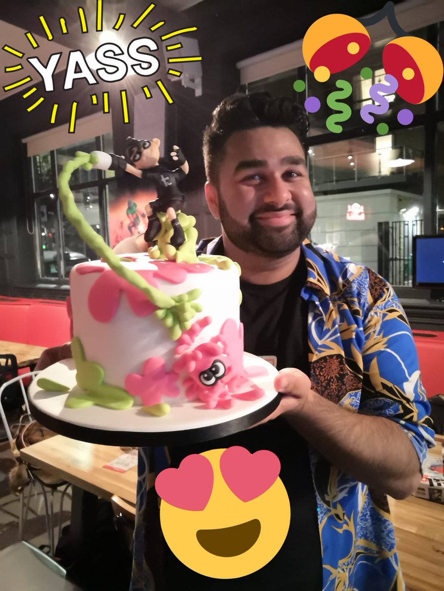 ItsJusNimmz's tweet image. Ofcourse I HAD TO have a #Splatoon2 Birthday cake!!! made by the INK-credible @AmazingCakeCo !!! Thankyou for my Octoling Cake! It tasted just as amazing as it looks! #BestCake #Octoling