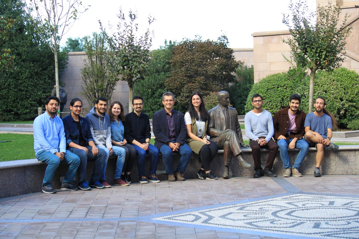 kirazlab's tweet photo. Members of Koç University Optofluidics and Nano-Optics Research Laboratory, 2018 Edition https://t.co/xhKQSA54au