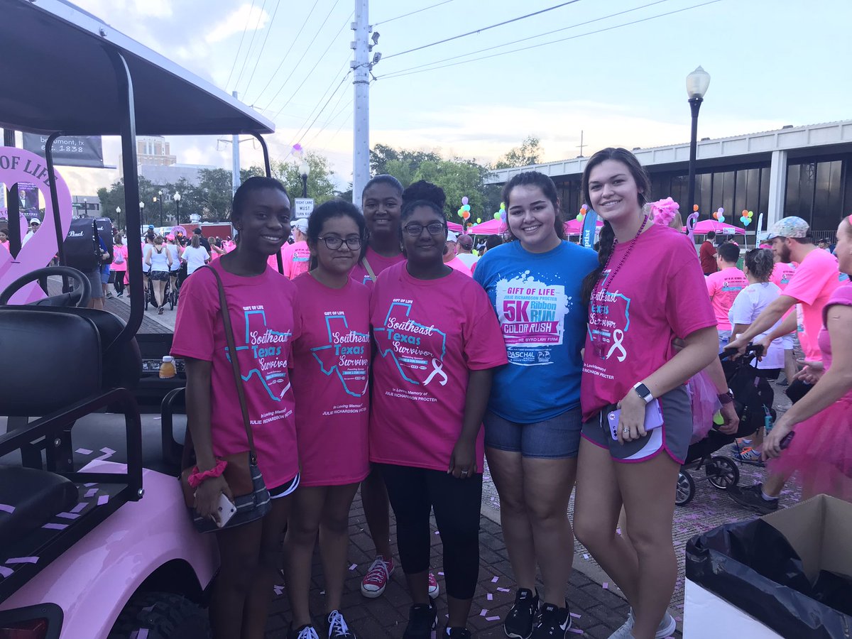 hjspanishclub's tweet image. Gift of Life #ColorRun2018 this morning!