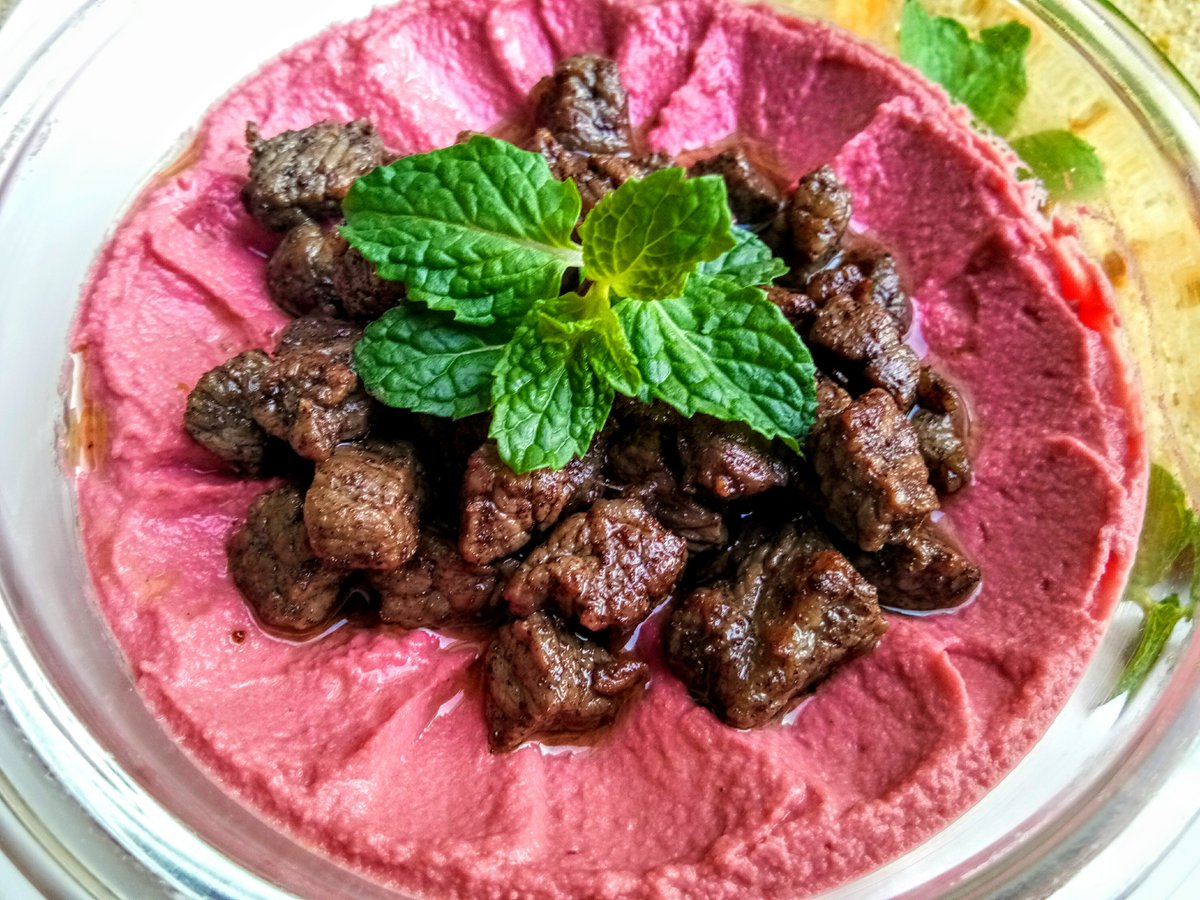 LadyPannana's tweet photo. Beets Hummus with Beef @ladypanana 
#healthyeats #healthyfood #healthyfood #healthydinner #beets #hummus https://t.co/5hqZnpfrEy https://t.co/T4isXIptkx