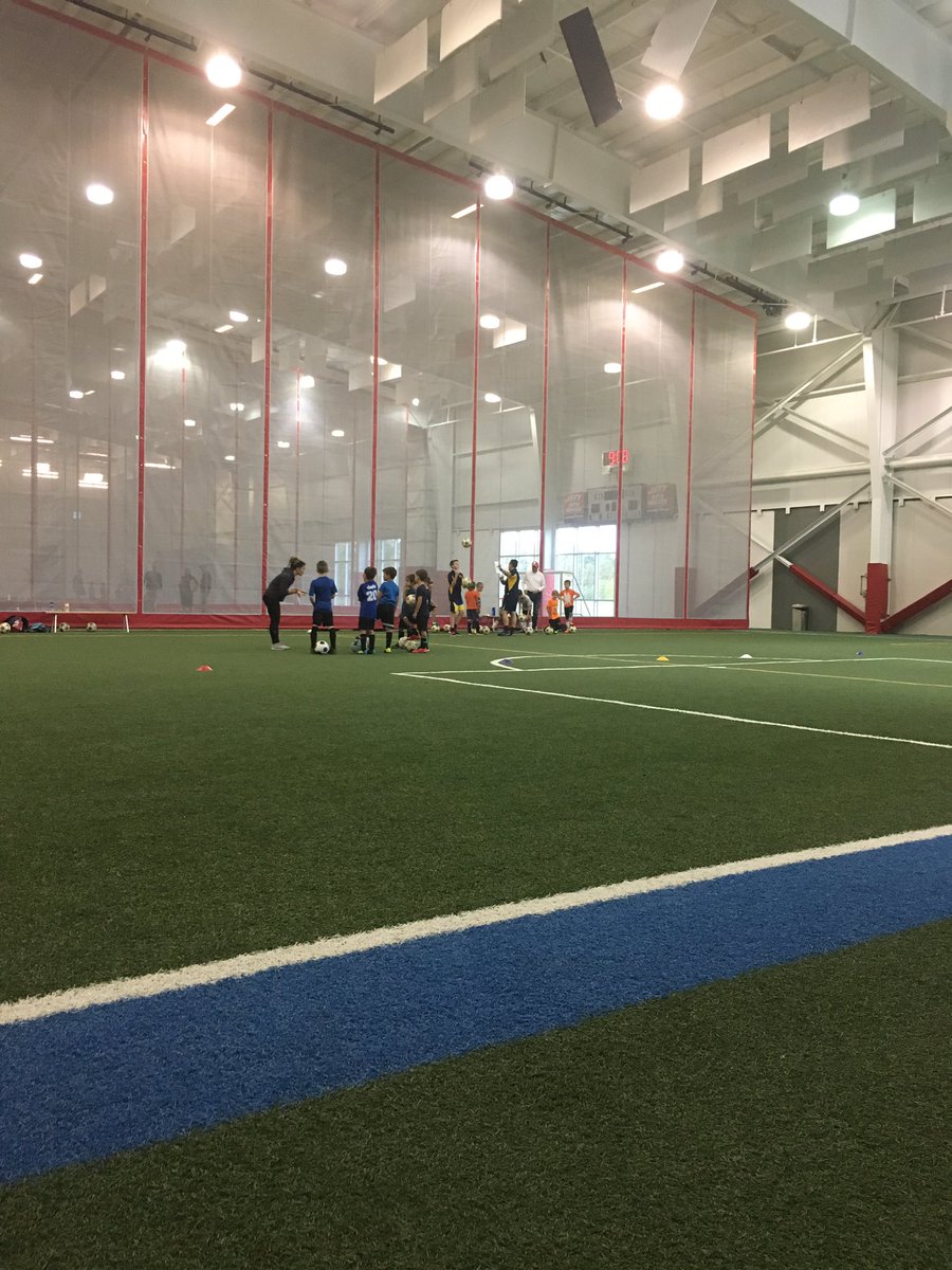 profiremedic's tweet photo. #U9Soccer on now @CityofCornwall @TourismCornwall #BensonCenter @BensonAutoParts @Maureen_Adams https://t.co/z8t34HPxEd