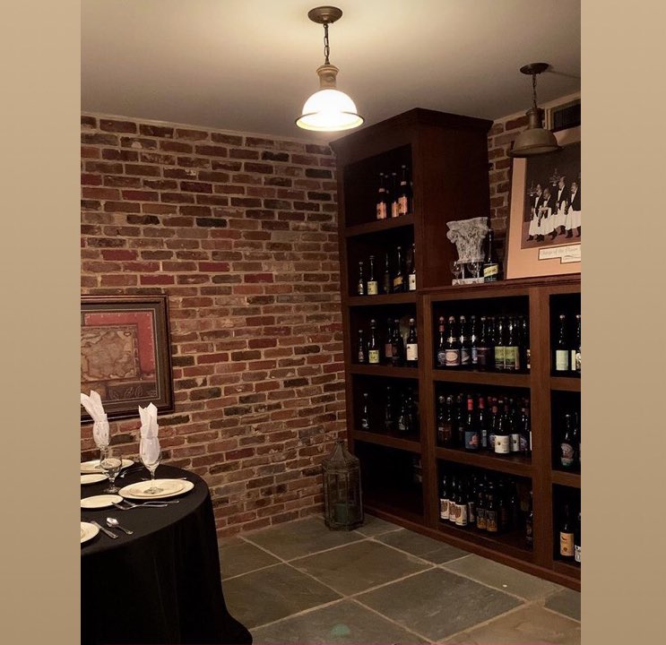 WhitewingFarm's tweet photo. Whitewing Wine Cellar 🥂 #BedandBreakfast #winetasting #intimatedinner #BrandywineValley https://t.co/092o4WoaCV