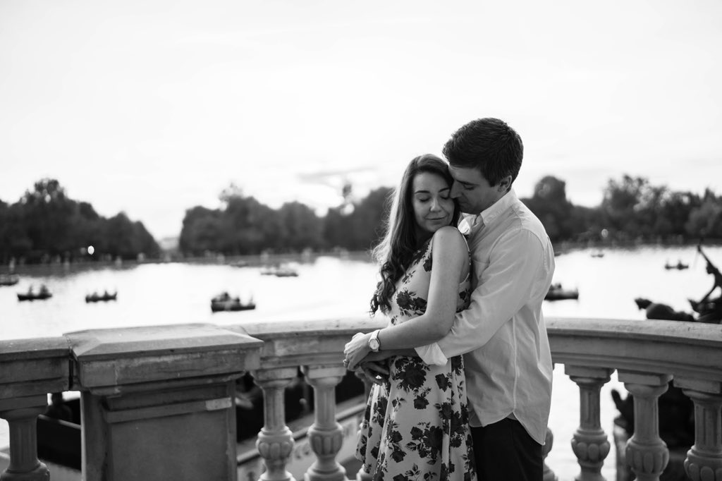 EstudioZoe's tweet photo. Buenos días! Hoy por El Berrueco, camino a la #boda de Katrin y Miguel 💃🏻🕺🏻💕📷 https://t.co/Cvh2PDZI2C