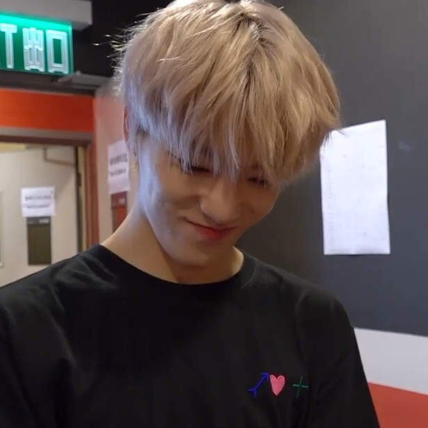 smhayee_'s tweet photo. @SVTBillboard @pledis_17 #SEVENTEEN @pledis_17 https://t.co/QrPZ7V2xVA
