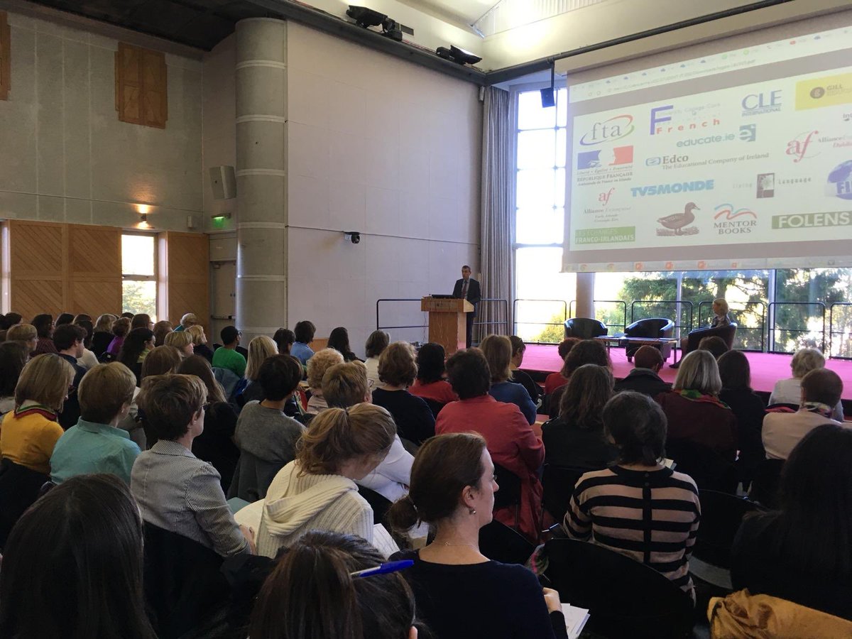 BatardiereMT's tweet photo. Discours d'accueil de Monsieur l'ambassadeur @stephanecrouzat qui a souligné les atouts du #plurilinguisme #FTA2018 @CorkFTA @jctMFL @PDST_MFL @LangTeachersIre https://t.co/de9tMmAKjc