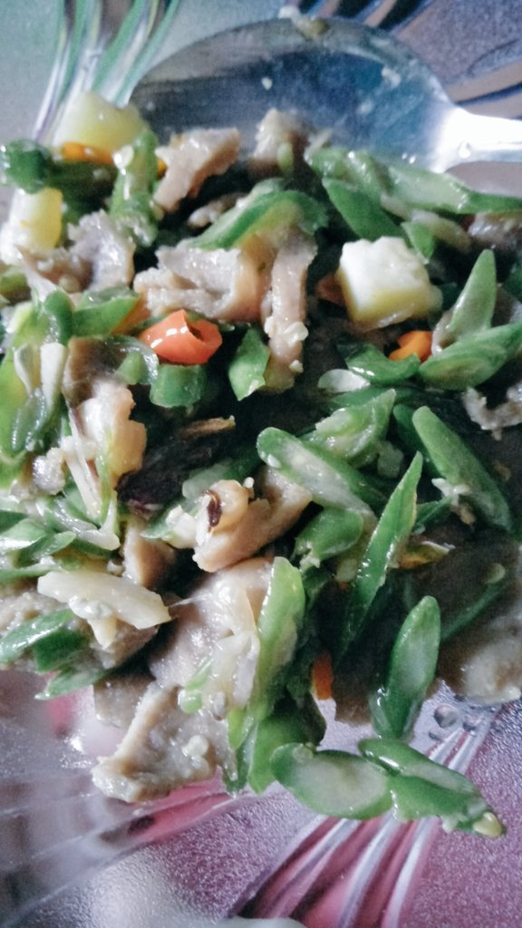 glendachintya's tweet photo. Yg lagi diet gue saranin makannya buncis+telor,sekian https://t.co/WUPif0MGMt