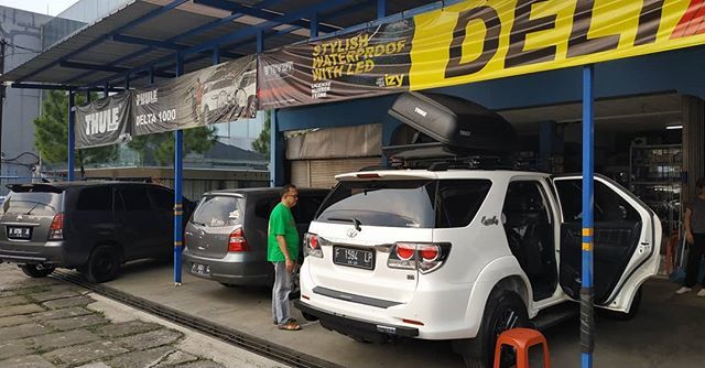 DeltaVariasi's tweet photo. We are authorized THULE dealers in Bogor..... THULE OCEAN 100 terpasang di Fortuner https://t.co/vQFafpCz1A https://t.co/beytzrwyz7