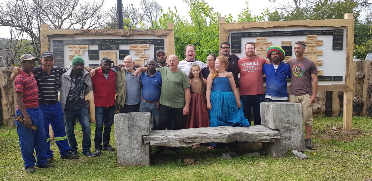 EllePhotos's tweet photo. The Remembrance wall Ceremony #timberfest @KnysnaTimber @KnysnaMuni @KnysnaPlett https://t.co/YSbh00LHYL