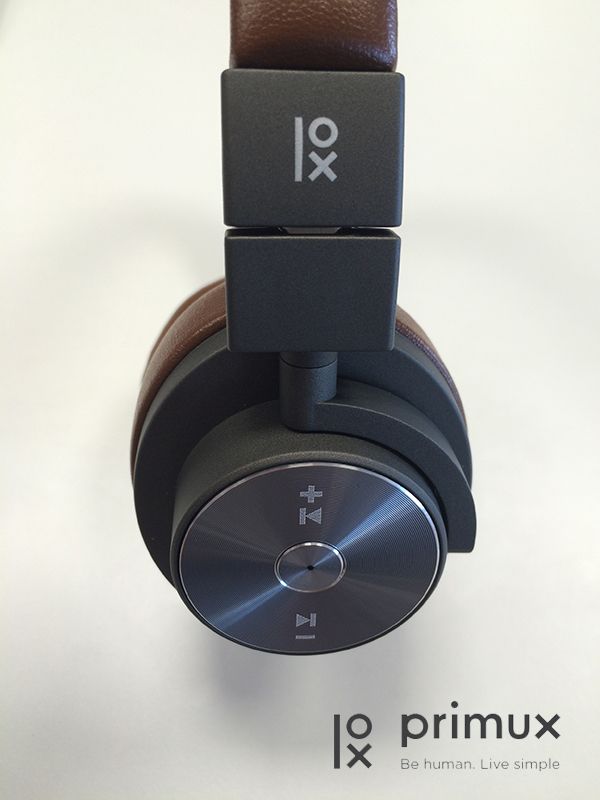 frontboxlda's tweet photo. HEADPHONES WIRELESS PRIMUX A15 MARRON
🎧😃 Classe aliada a alta definição.
https://t.co/D93JUYe8Ec
#frontbox #primux #headphones https://t.co/j4RyR8ARiB