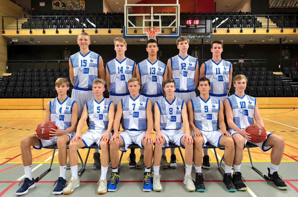 BAZwolle's tweet photo. Mannenteams jeugdopleiding @LandstedeBasket 
MU21, MU18, MU16 en MU14
#BAZWOLLE https://t.co/YhaGmBVWxz