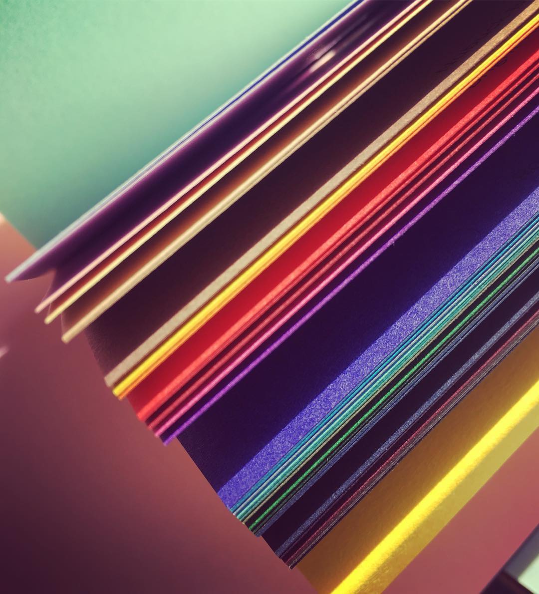 GFSmithpapers's tweet image. Colorplan planning with Leanna McAlpine and the #ColourBookMini.