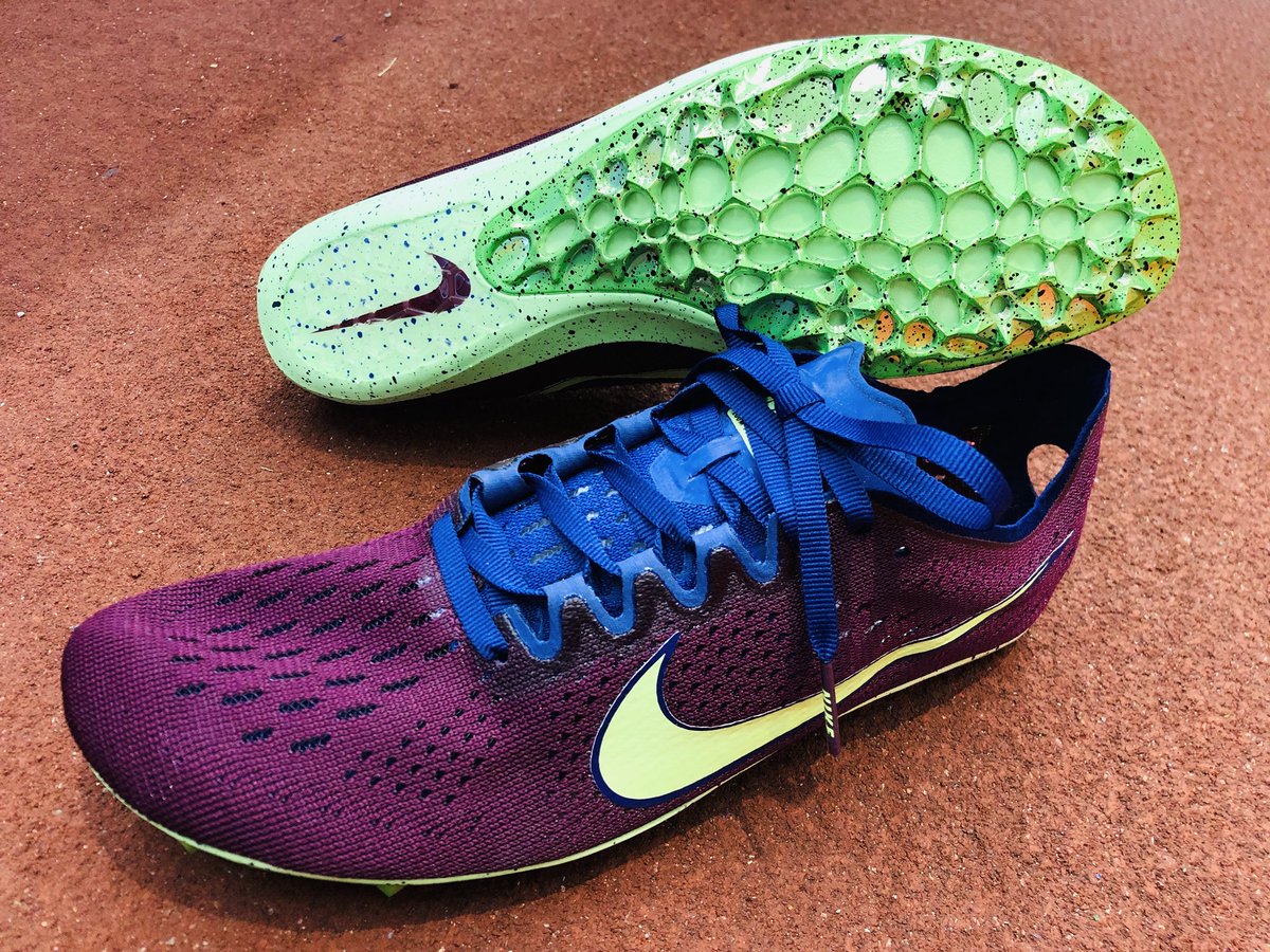 ステップスポーツ福岡店 Nike New ズームヴィクトリーエリート ヴィクトリーエリートも 新色入荷です お待たせいたしました