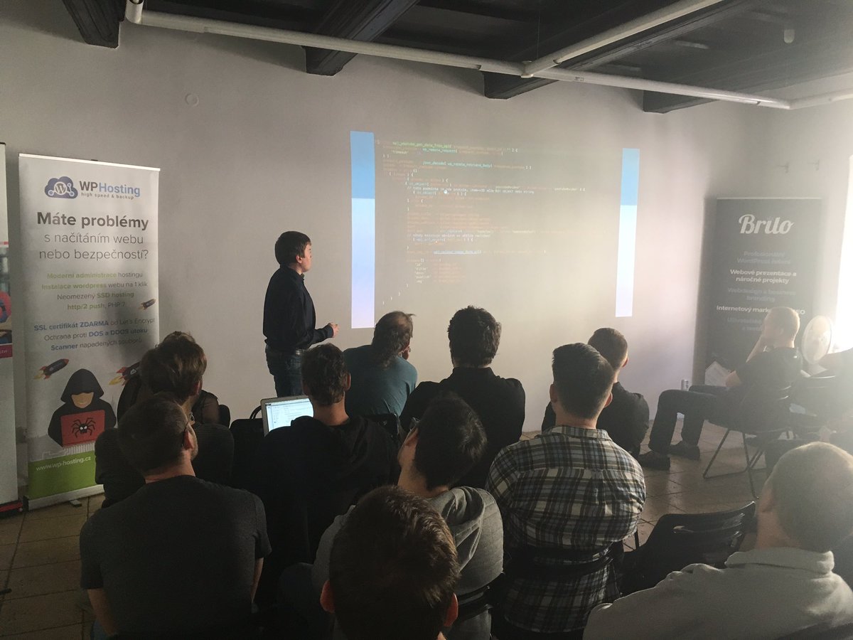 Kocifaj's tweet photo. Teď na #wpweekendcz ukazuje @jakubkaderavek to, jak ulehčit načítání iframe zdrojů generované WP editorem! Tady to dneska technicky fakt jede! https://t.co/kHGb6PNrDE