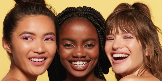 RollerDerma's tweet image. #Beauty is when you can appreciate yourself. When you love yourself, that's when you're most #beautiful. 
#beauty_girl #BeautyInside #makeup #skincaretips #skincareroutine