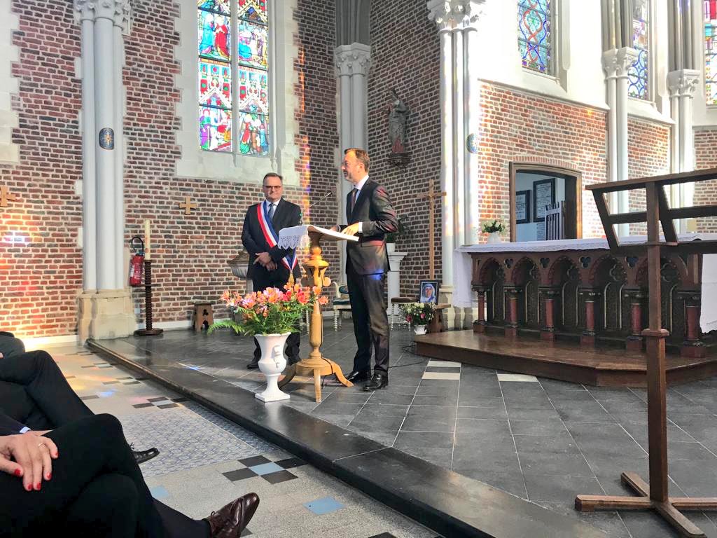 fdecoster's tweet photo. 🇫🇷Moment convivial ce matin à #Tilques pour la fin des travaux de restauration de l’Eglise du village. L’accompagnement de @AggloCAPSO, du @pasdecalais62 des @hautsdefrance & @fond_patrimoine et @Prefet62 permet de redonner une seconde vie au #patrimoine communal ⛪️ https://t.co/aYONh5QthS