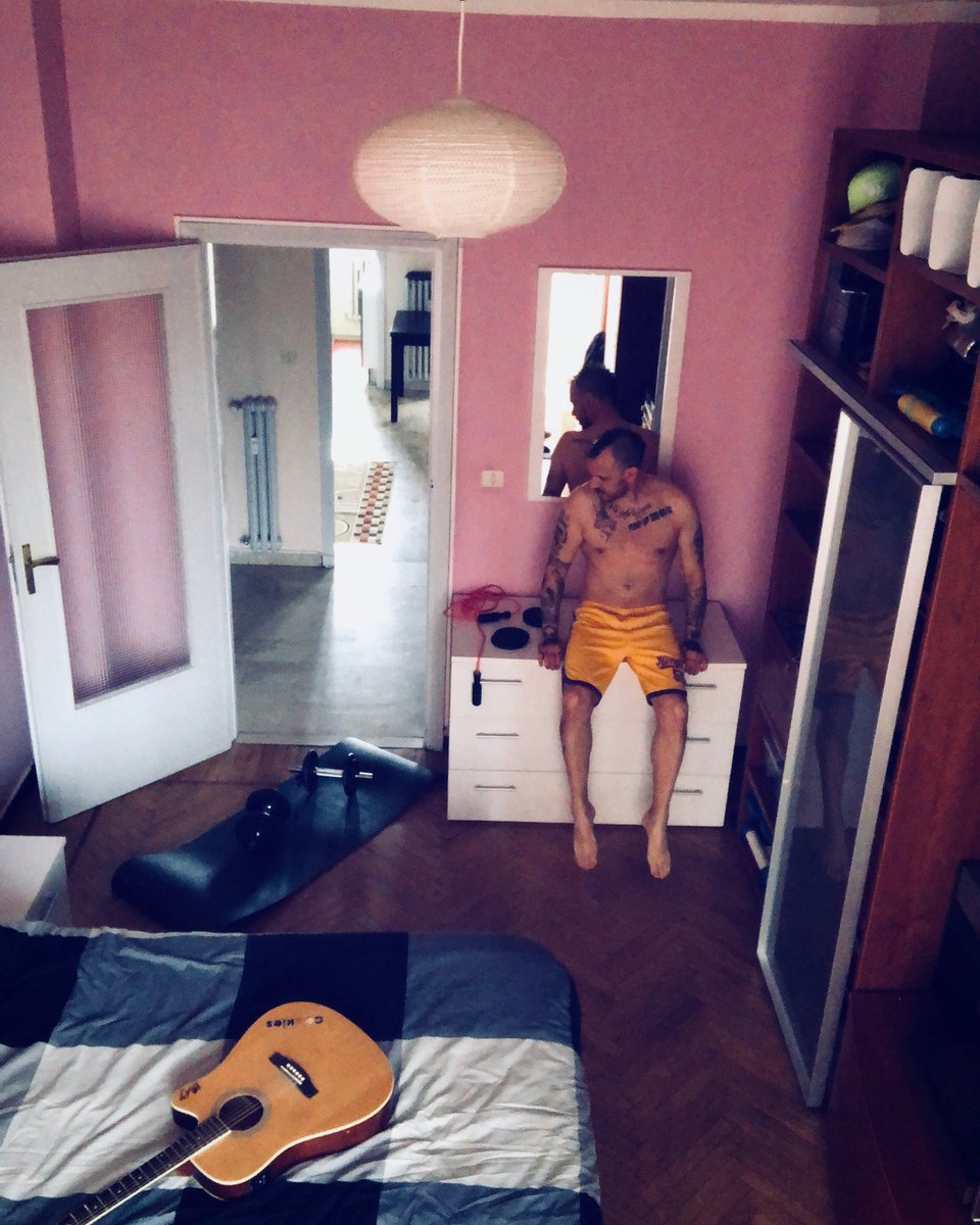 bekyofficial's tweet photo. Si ricomincia....
Tante novità e tanti cambiamenti in vista.... chi si ferma al primo step è davvero un folle...
#workhard #start https://t.co/wYrkbuH9nX