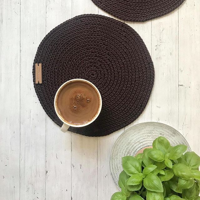 ArtimaDecor's tweet photo. Have a nice weekend! 
#crochet #coffeetime #tablemat *** https://t.co/XxzpaIxGVt https://t.co/NbgNkfgHNi