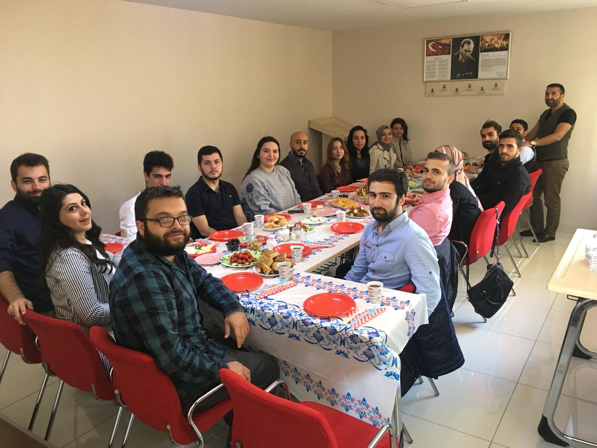 Mülkiye Maliye Topluluğu ile kahvaltıda bir araya gelip yeni dönemin programları hakkında konuştuk.