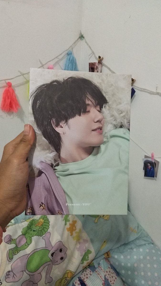 viisevensky's tweet photo. [WTS all 190k(bs nego)/WTT] #PresentYOU #GOT7

PB:Yugyeom
Slve:YJ
Lyric:Youngjae
BM:Bambam

atau trade ke hyung line/grup
(dm/shopee:havizahra)

[jb,jk,jy,mark,bambam,yg]
Ahgase Help RT💚🐦@GOT7trading @GOT7_INA @GOT7_IIU @GOT7Indonesia @GOT7_TradeINA @GOT7Trade_INA @wtt_GOT7INA https://t.co/wqOudOtwRX