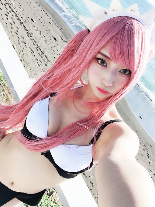 コスプレイヤーよるるのTwitter画像45
