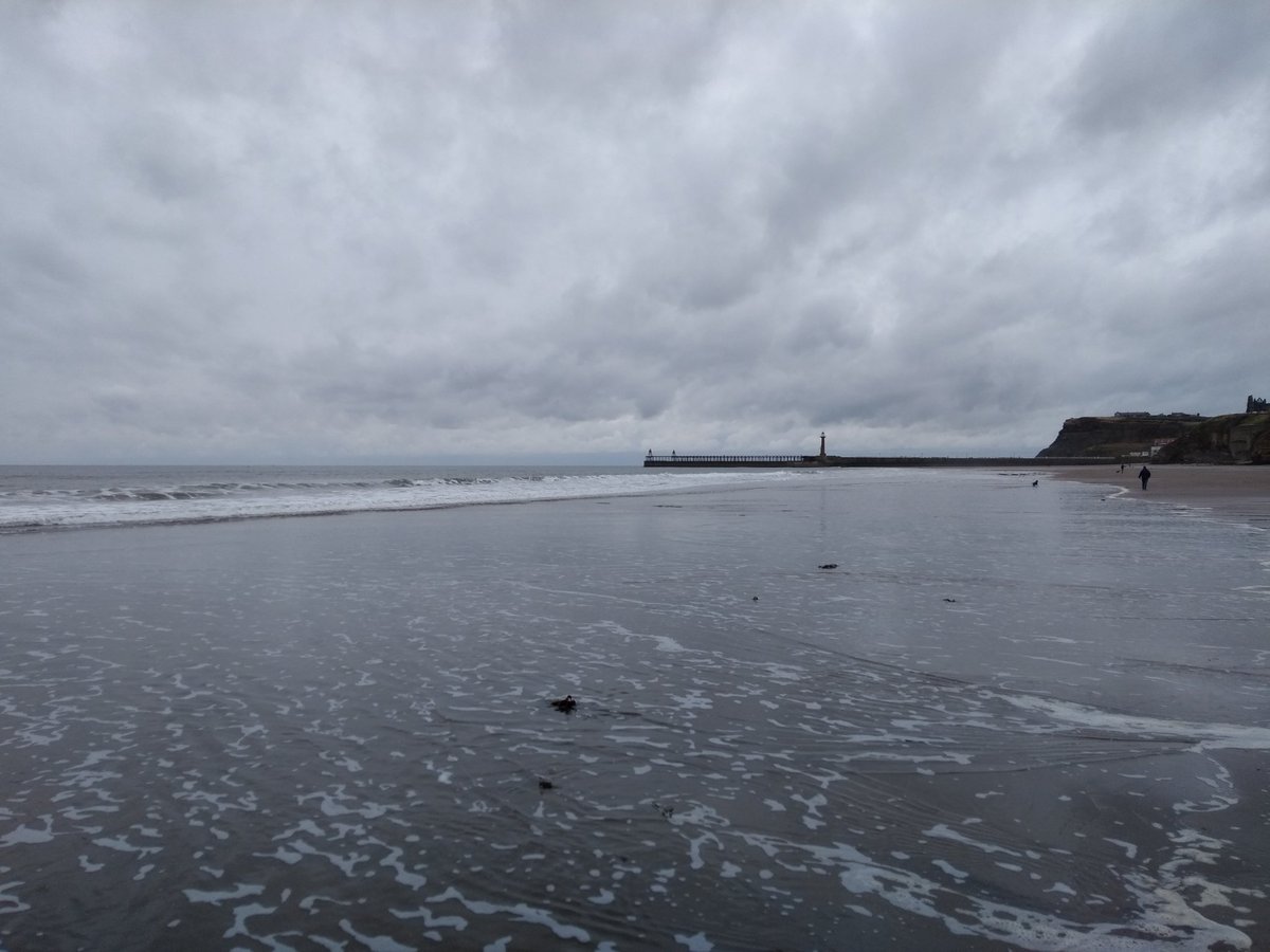 GDGCliff's tweet image. At Whitby beach, doing a labarynth with the @YNEMethodists ONE Opportunity group. Nice spot #oneprogramme
