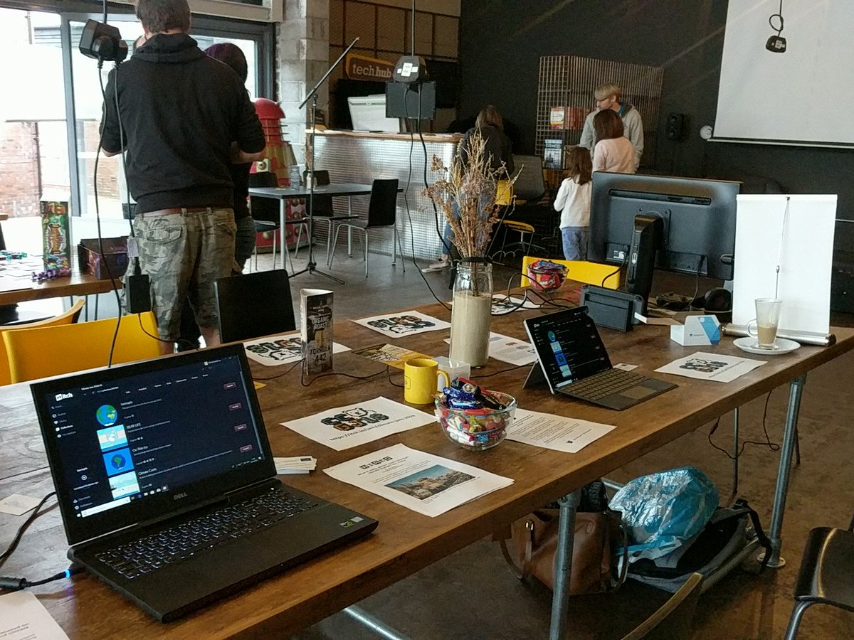 DrSeanWalton's tweet photo. Showing off @ClimateJam18 games all day @TechHubSwansea ... Come along and say hi! #Swansea https://t.co/7jHcwaz5iO