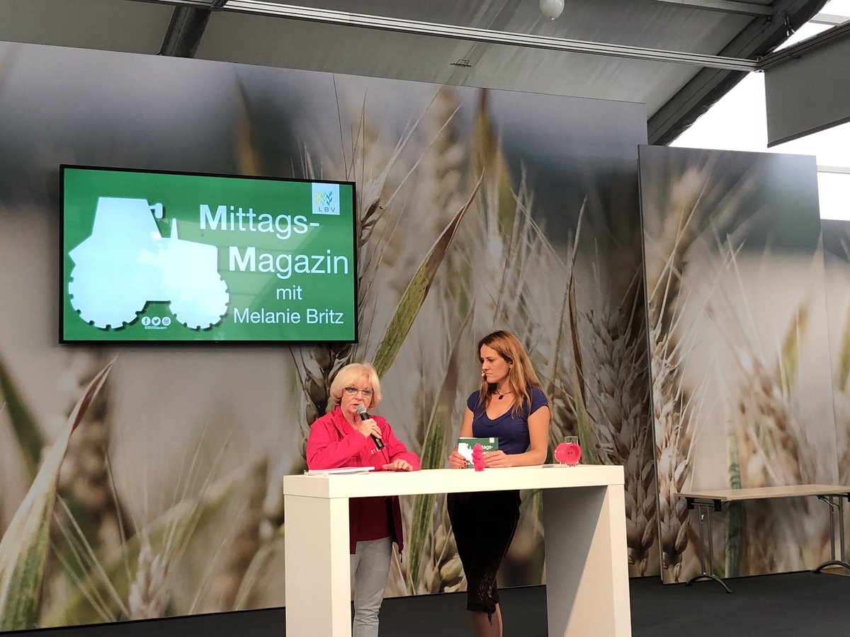 BWBauern's tweet photo. Buga 2019 mit dem #BugaZwerg #LWH2018 https://t.co/JBMhUfu2Ot