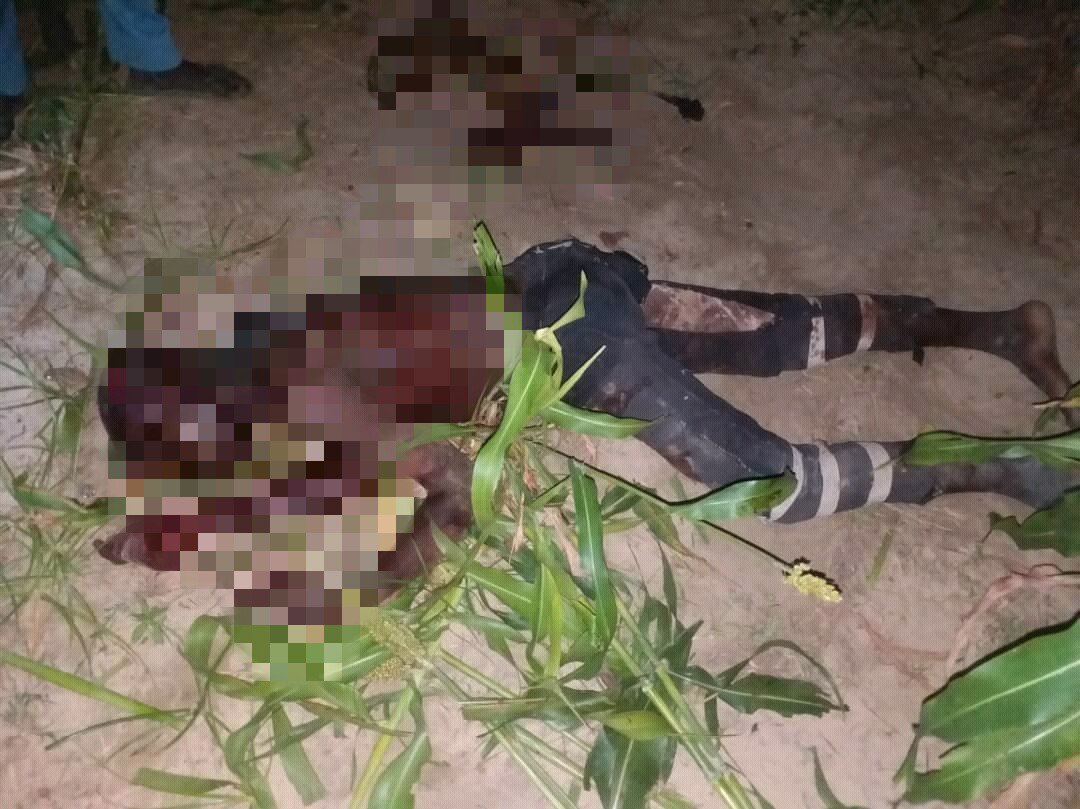 HQNigerianArmy's tweet image. JUST IN: Gallant Troops Repel BHT Incursion into IDP Camp. At about 0330 a.m this morning 6 Oct 18, Elements of Boko Haram Terrorists attempted to attack the Ngala IDP camp in Borno State. However, the gallant troops of 3 Battalion in Gamboru Ngala engaged&amp;amp; neutralised 3 of them