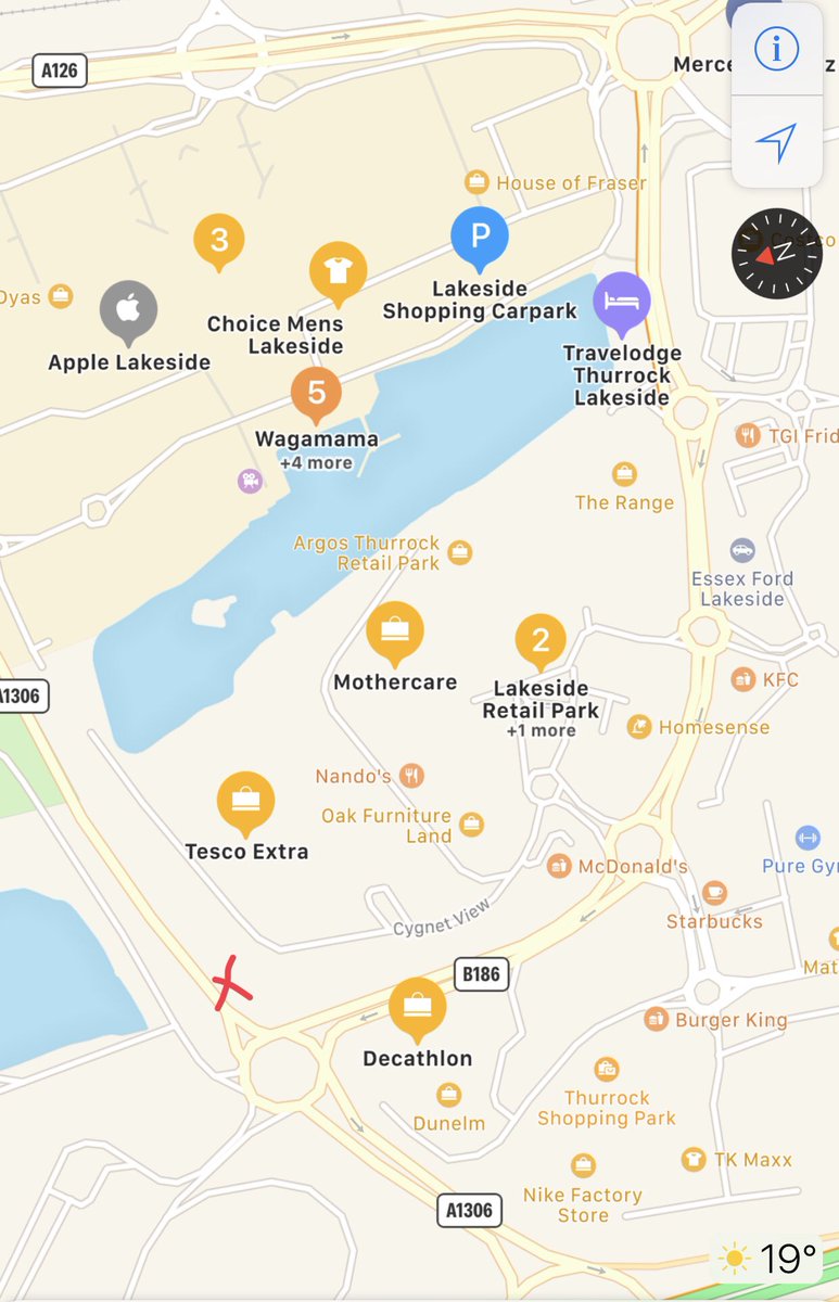 roadside_media's tweet photo. Need to get your business seen?? We have two 16 sheet panels right by Lakeside Shopping Centre and Retail Parks. Short and long term advertising available at great rates! DM for details!

#advertise #ooh #retail #thurrock #grays #essex #business #local #intu #billboard #consumer https://t.co/YOFGXcO64g