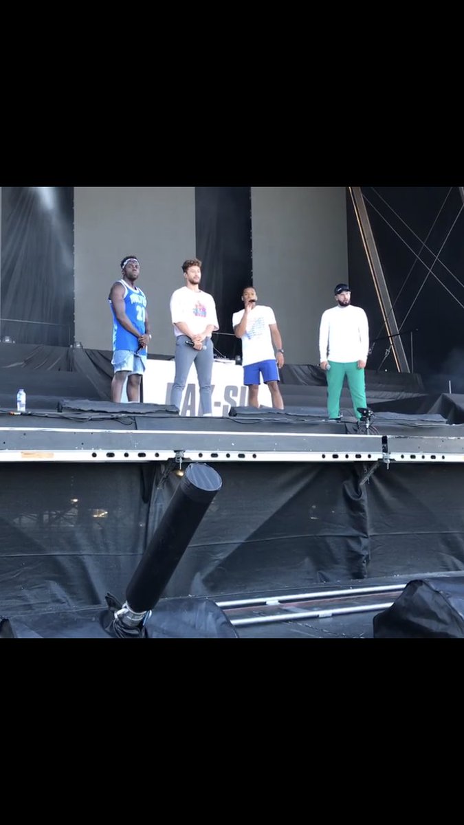 chloe_hall00's tweet photo. Can’t wait to meet @RakSuMusic in Newcastle 🙈 5 and a half hour drive is worth it 😭❤️ @MylesRakSu @RakSuJam @Mustafa_Raksu @AshleyRaksu #raksu #pyroting #IWantYouToFreak https://t.co/zhdM20zLJN