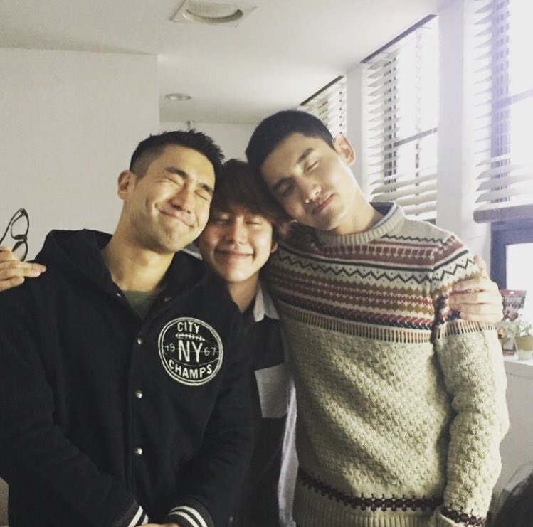 [061061] Gyuram88 ig update ❤️❤️❤️❤️❤️❤️❤️❤️❤️😭😭😭😭😭😭😭😭❤️❤️❤️❤️❤️❤️❤️❤️❤️❤️❤️ น้ำตามาค่ะ  #wonkyu #kyuhyun #siwon #changmin