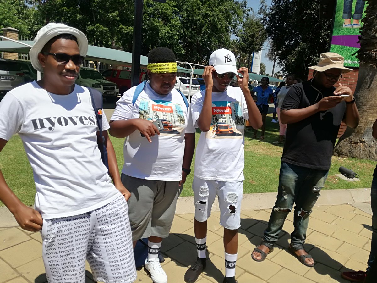 JohnState4Real's tweet photo. #TsibipiansInGoldReef with the squad at GoldReef 🔥 https://t.co/IE2IYKiRw8