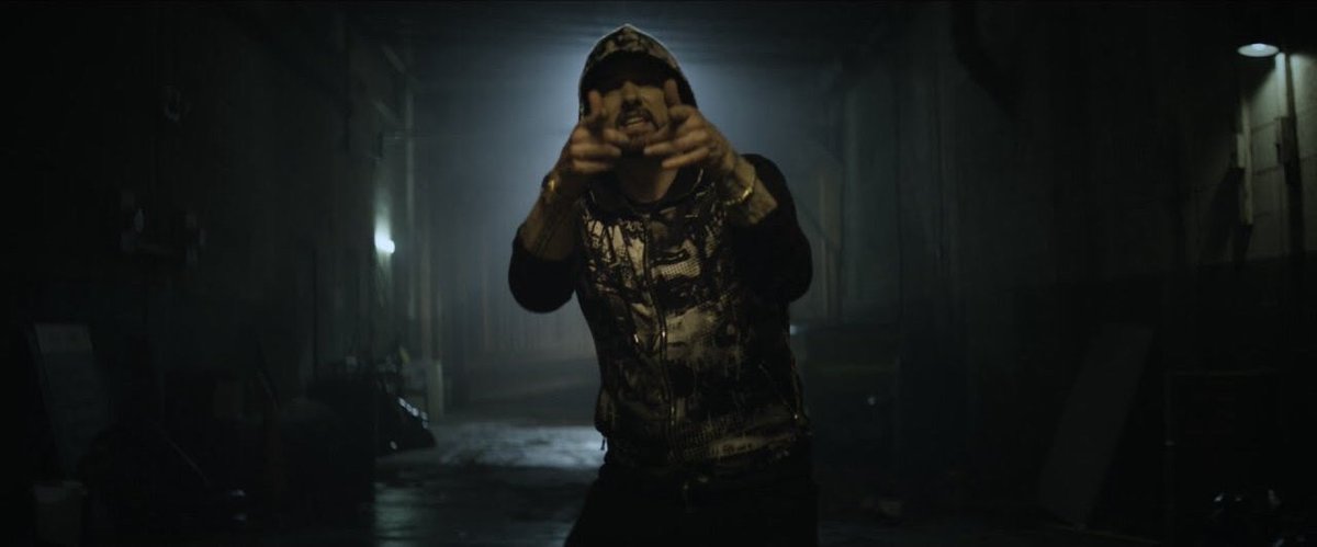 Lucas83000Shady's tweet photo. 🔥🔥#VenomMovie #Venom #EMINEM #KAMIKAZE https://t.co/jMDBiW3RFl