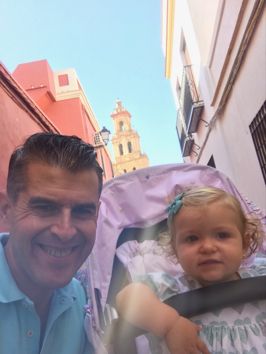 delarosalopez74's tweet photo. Porqué se llamará esta calle Preciosa? https://t.co/SPaiwCS9aw