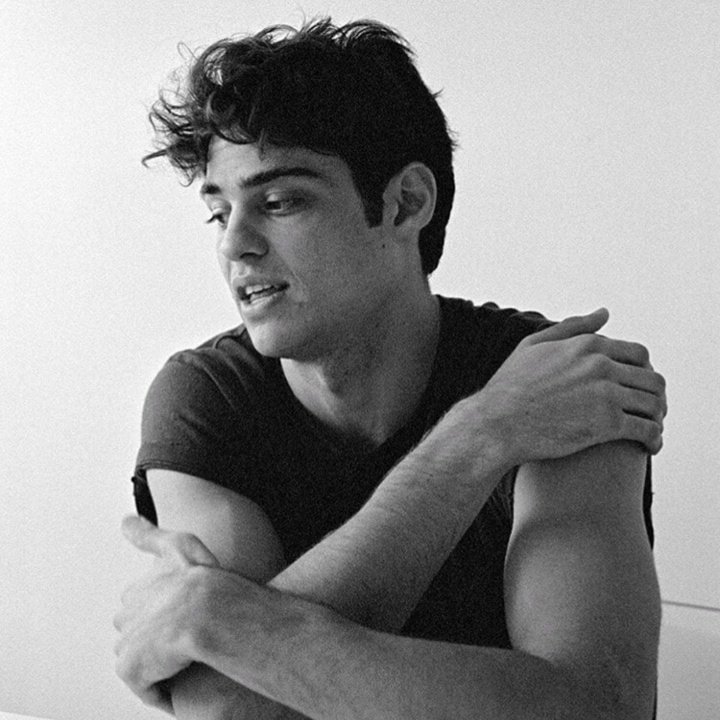 • RT for TOM HOLLAND
• LIKE for NOAH CENTINEO