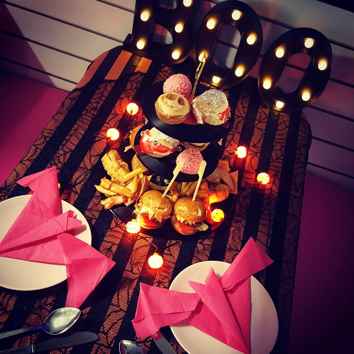 DSoftheSpoon's tweet photo. How are you celebrating Halloween? Our Halloween afternoon tea is available from 22nd Oct to 3rd November, book now to avoid disappointment #jointhedarkside https://t.co/ByZhUyPOVo