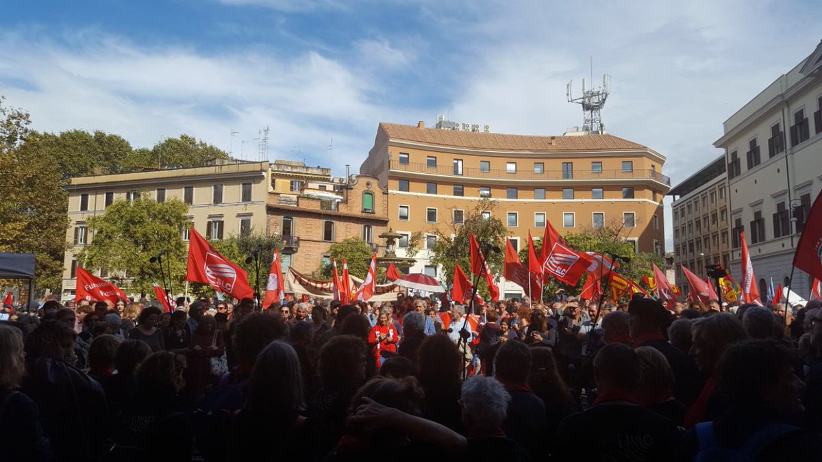 filleacgil's tweet photo. #lavoro #diritti riconoscimento #qualifica #restauratori Oggi in piazza Mastai #Mibact #MibactBattiUnColpo https://t.co/Rq0EMEBu32