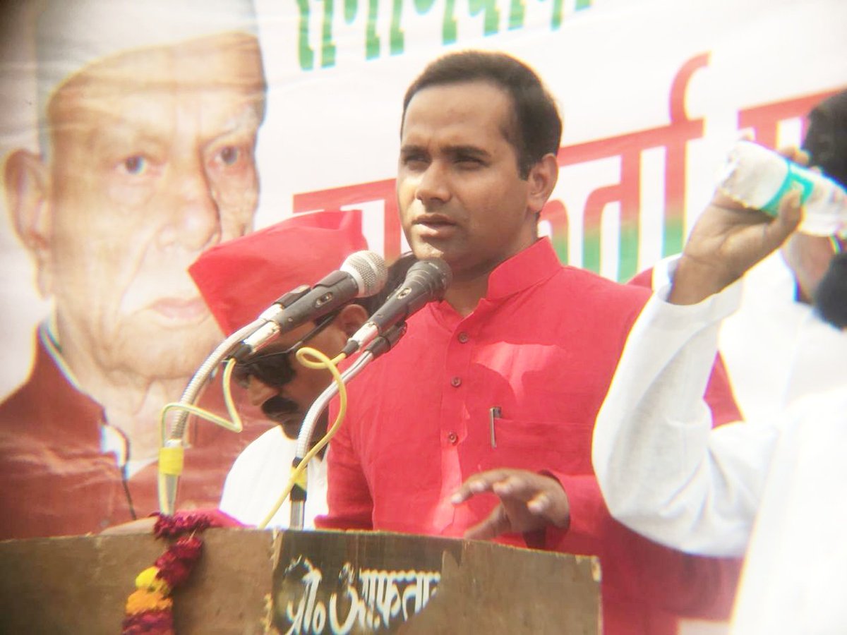 sunilyadv_unnao's tweet photo. आज मैं जनपद उन्नाव के सफ़ीपुर विधानसभा में समाजवादी पार्टी की बूथ कमेटी कार्यकर्ता सम्मेलन में शामिल हुआ। https://t.co/iOGIag3IwA