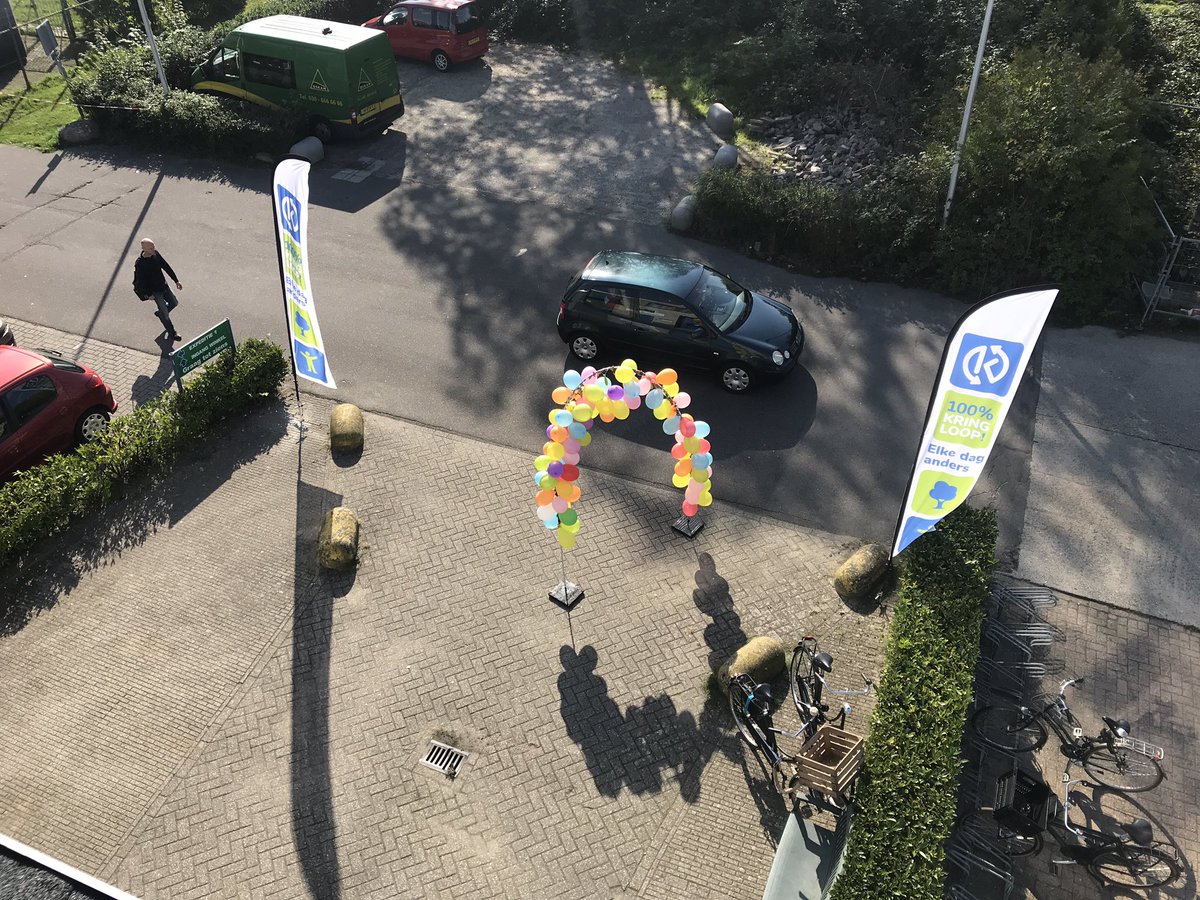 KCUdeARM's tweet photo. nationale kringloopdag in volle gang #100procentKringloop.
Erg gezellig. https://t.co/XapGXFVv22