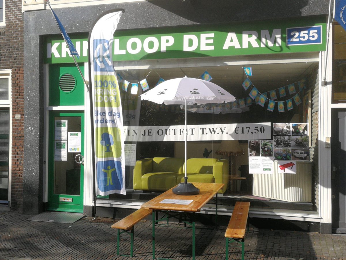 KCUdeARM's tweet photo. nationale kringloopdag in volle gang #100procentKringloop.
Erg gezellig. https://t.co/XapGXFVv22